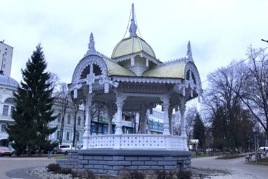 El Pabellón "Altanka" - ArquiTravel - Sumy - Ucrania - Arquitectura Ecléctica