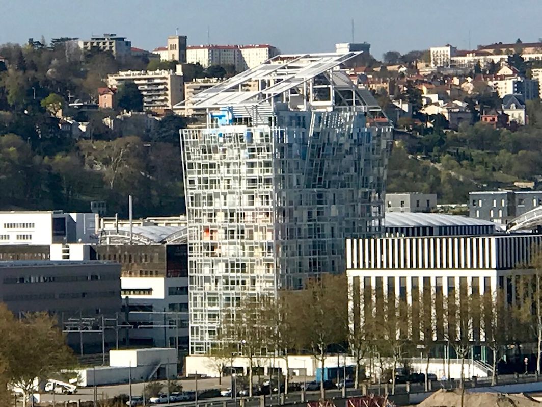 Torre Ycone - ArquiTravel - Jean Nouvel - Lyon - Francia