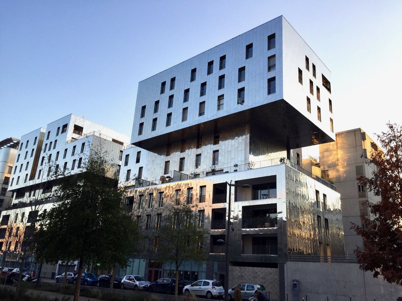 Complejo Residencial Isla de Lyon – ArquiTravel - Fuksas - Lyon - Francia - Arquitectura Minimalista