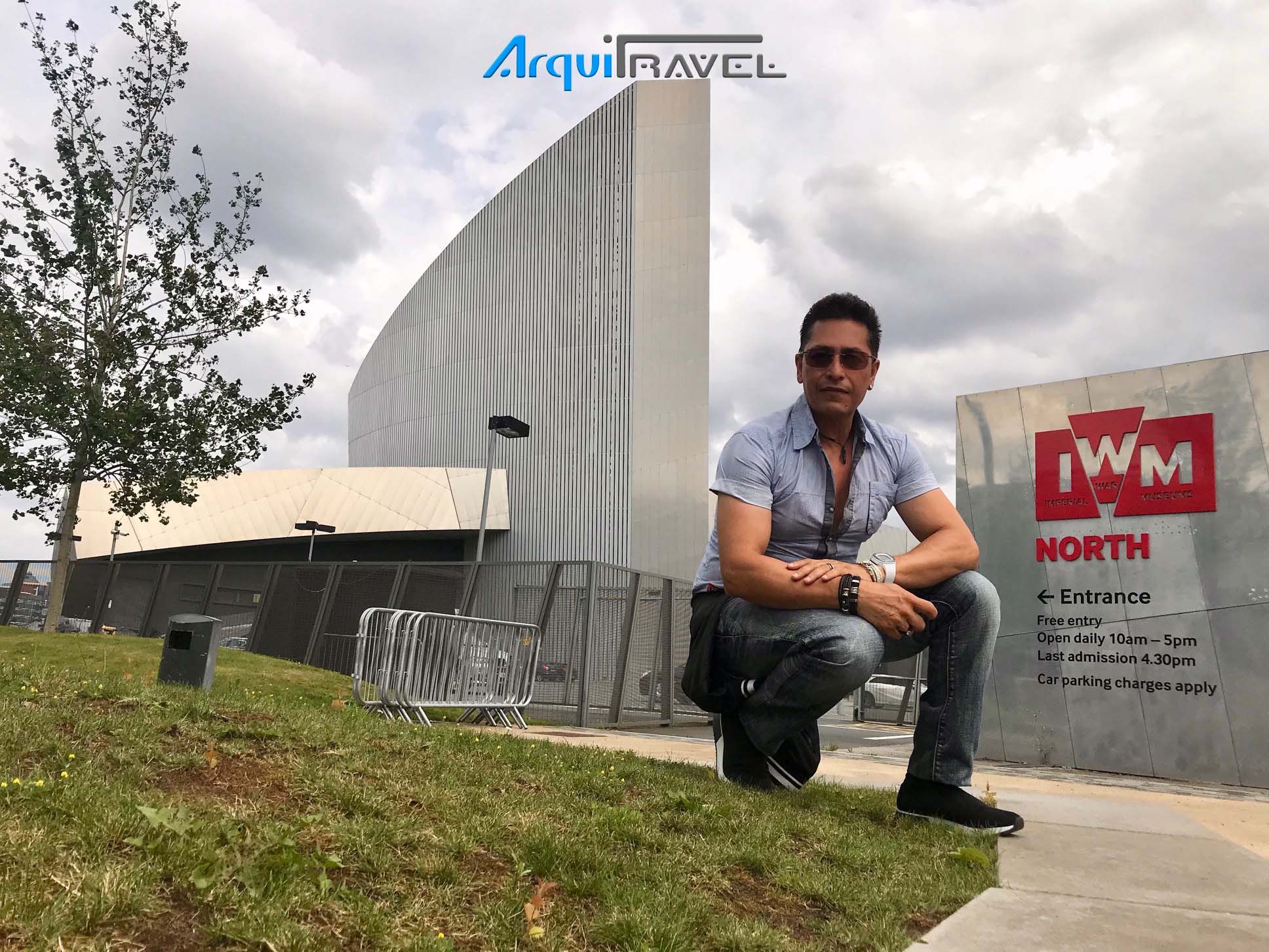 William Castañeda Esteban - IWM Museo Imperial de la Guerra - ArquiTravel - Daniel Libeskind - Manchester - Inglaterra - William Castaneda
